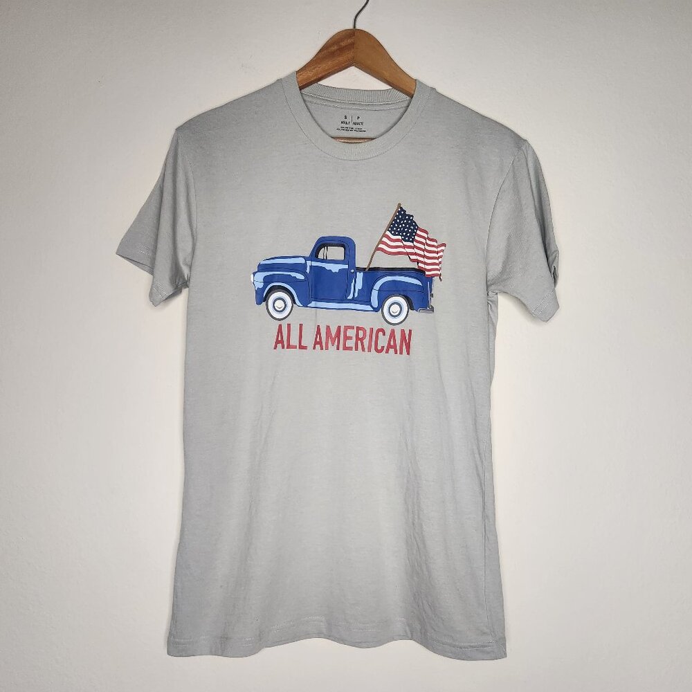 Celebrate It Mens Small Gray All American Gray Truck USA FLAG Graphic Shirt